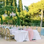 Blu Luxury * Asgourou