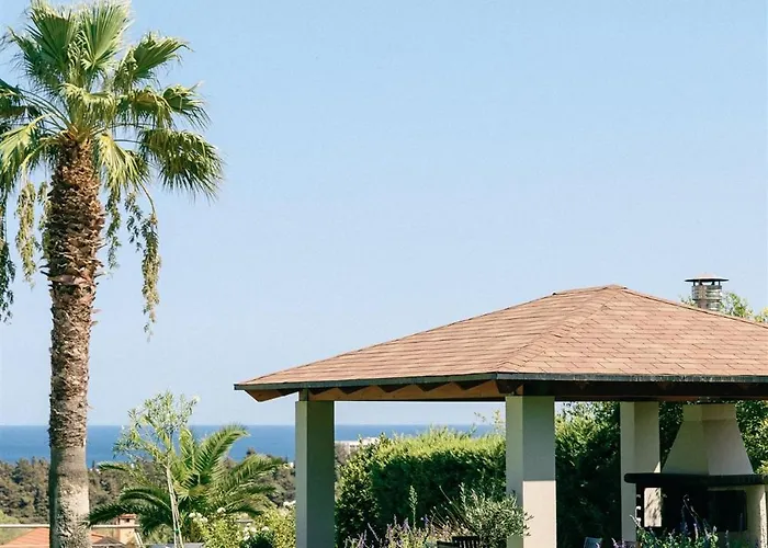 Blu Luxury Villa Asgourou