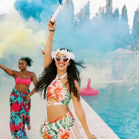 Blu Luxury فيلة *